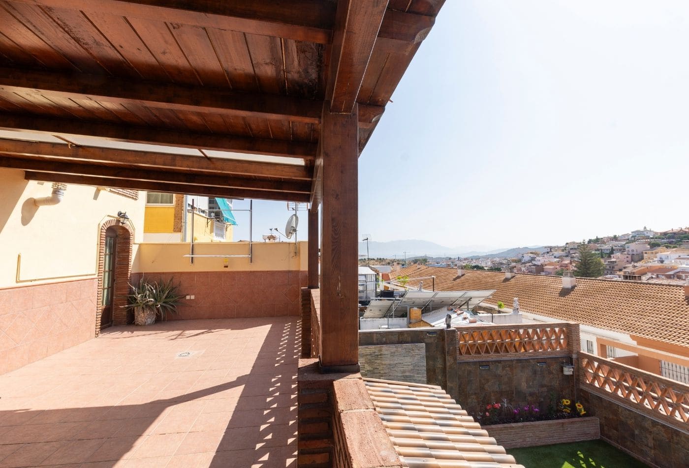 Chalet con nave multifuncional en Puerto de la Torre — foto 18